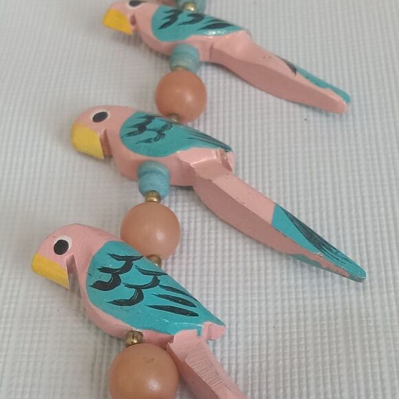 Pink & Blue Painted Wooden Parrot Shaped Beads Single Strand Statement Necklace - Picture 5 of 12